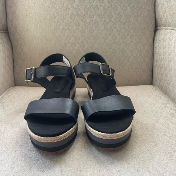 Timberland Platform Wedge Sandals - Picture 3 of 8